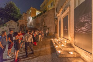 Via Crucis con la obra de Aitor Lara